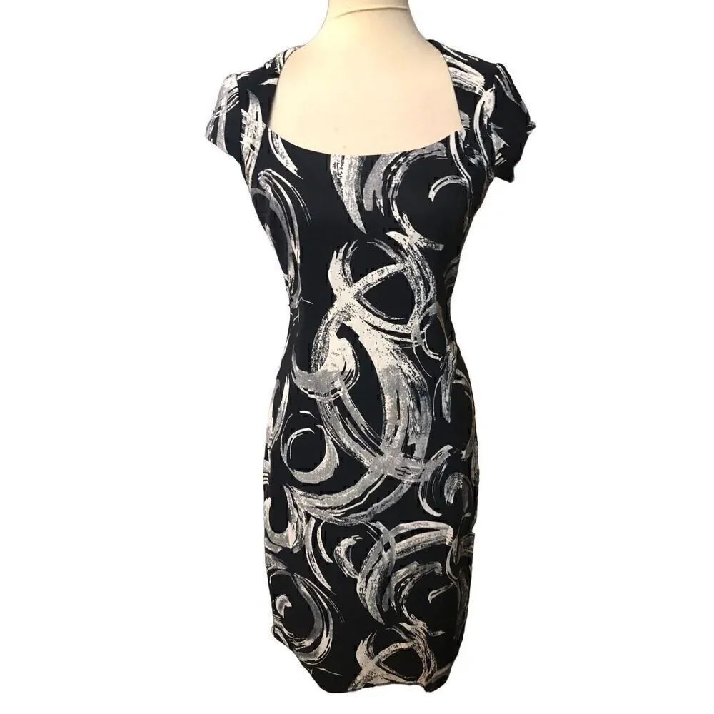 Bisou Bisou black and white abstract print sheath dress with deep scoop neck and